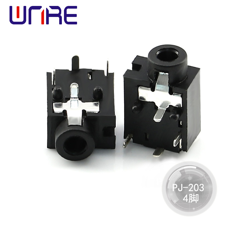 PJ-203 4脚
