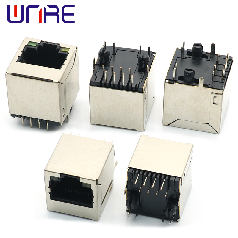 RJ45-524带灯带壳后脚